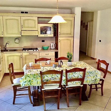 Apartman Casa Nik Colico